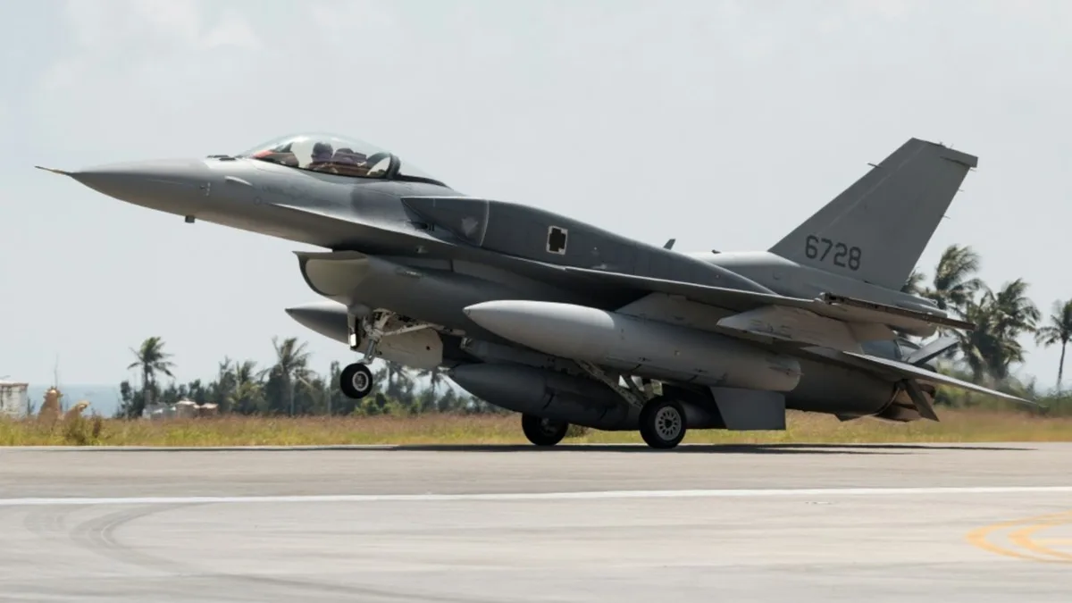 Taïwan reçoit ses premiers chasseurs F-16V américains amid tensions croissantes avec la Chine
