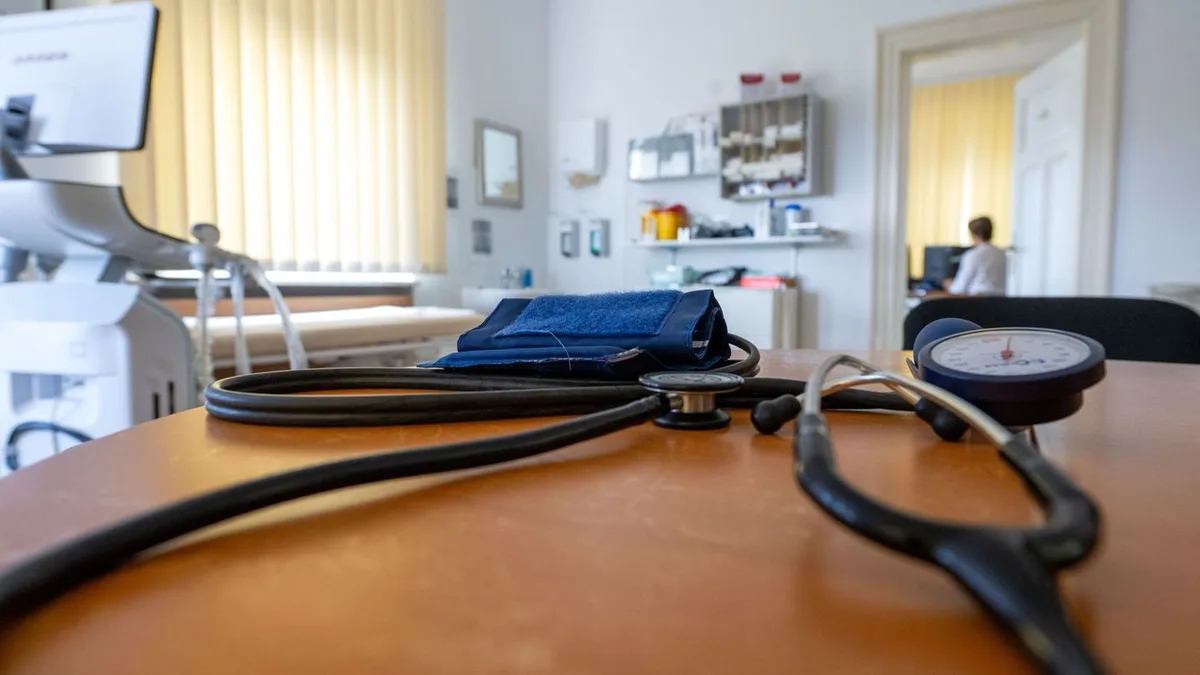 Deutsche Krankenkassen fordern Facharzttermine nach medizinischem Bedarf