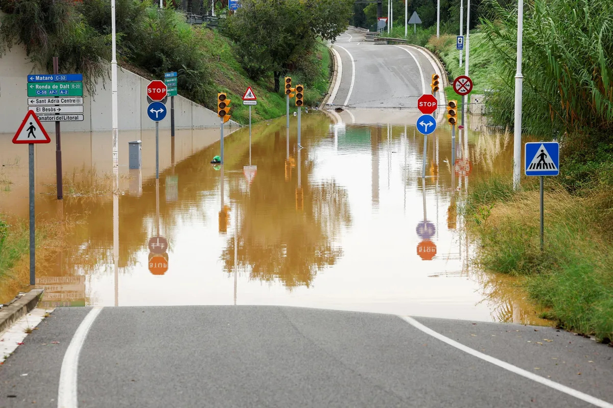 Severe Rainfall in Spain Causes Two Deaths in Barcelona Province, Alert Issued