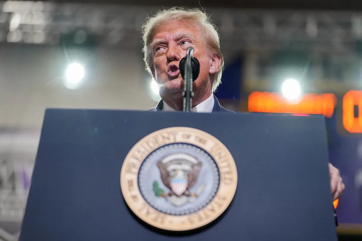Donald Trump incolpa l'aumento dei prezzi del gas dagli attacchi ucraini, non dalla guerra in Iran