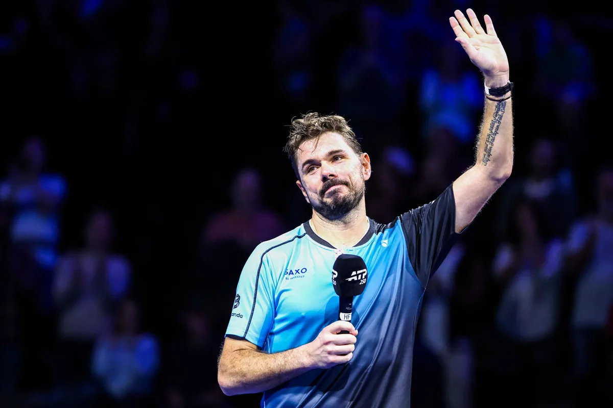 Stan Wawrinka krijgt een staande ovatie bij de ATP 500 in Basel, voor zijn afscheid