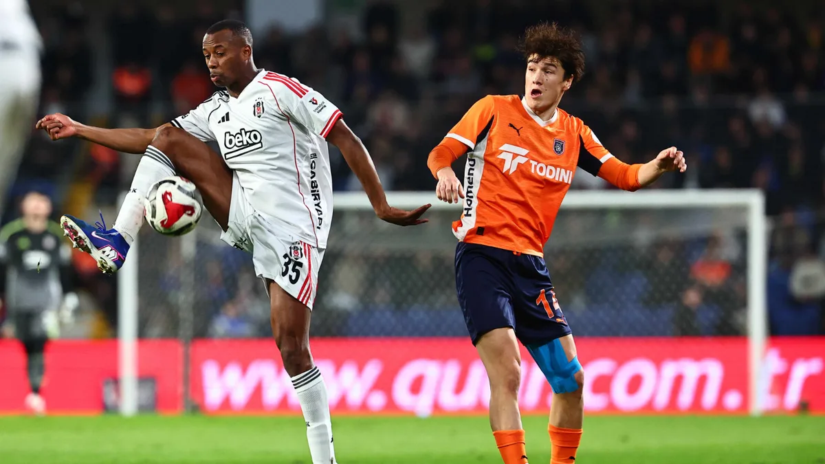 Beşiktaş Hosts Başakşehir in Turkish Süper Lig Week 9 Match