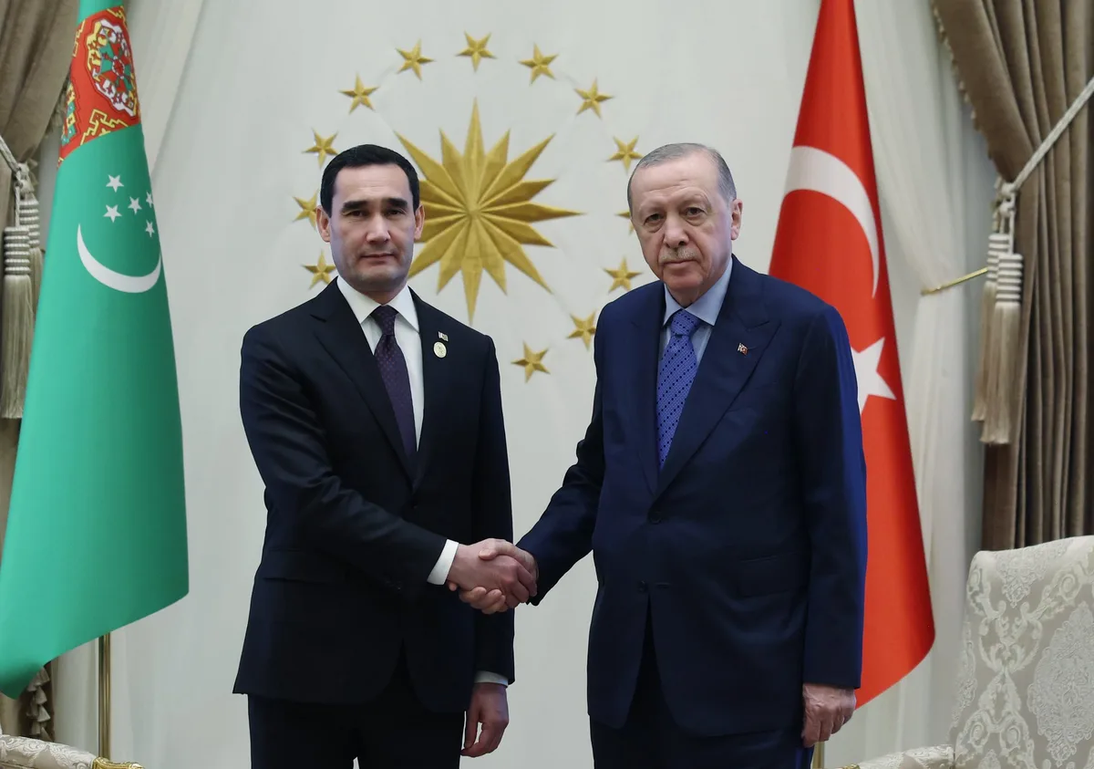 Erdoğan ontmoet de president van Turkmenistan, Serdar Berdimuhamedow, in Ankara