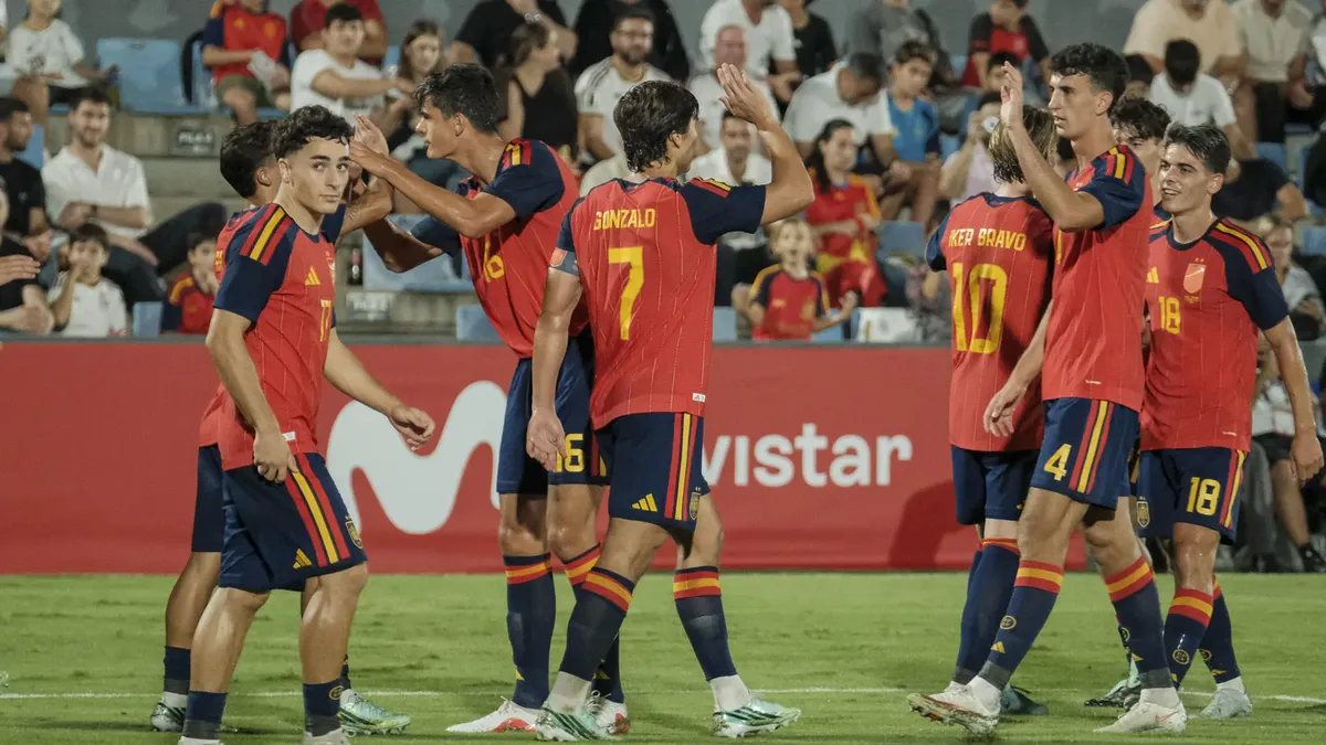 Spanje U21 verzekert zich van Euro 2024-plek met 7-1 overwinning op Roemenië