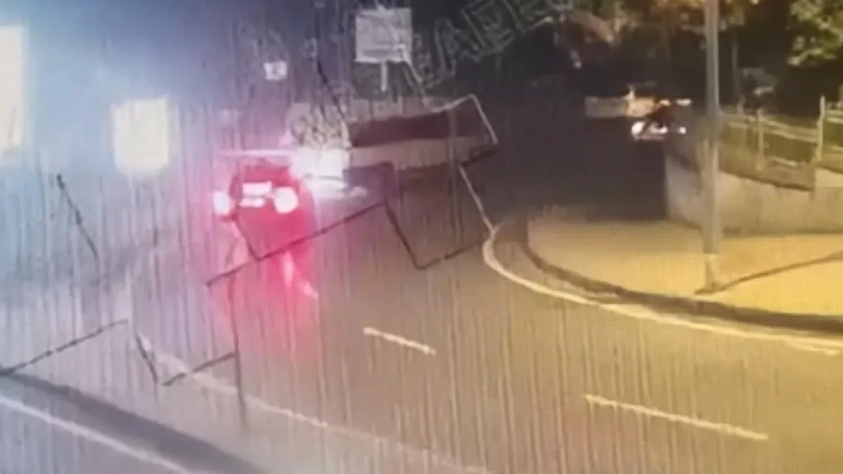 Twee verdachten vastgezet na roof van 80.000 lira op chauffeur na ongeluk in Taksim