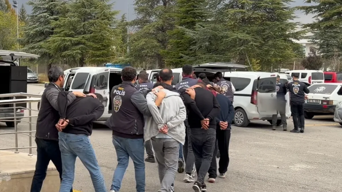 Negen arrestaties in Turkije in zaak rond fraude met nepadvertenties voor woningen op sociale media