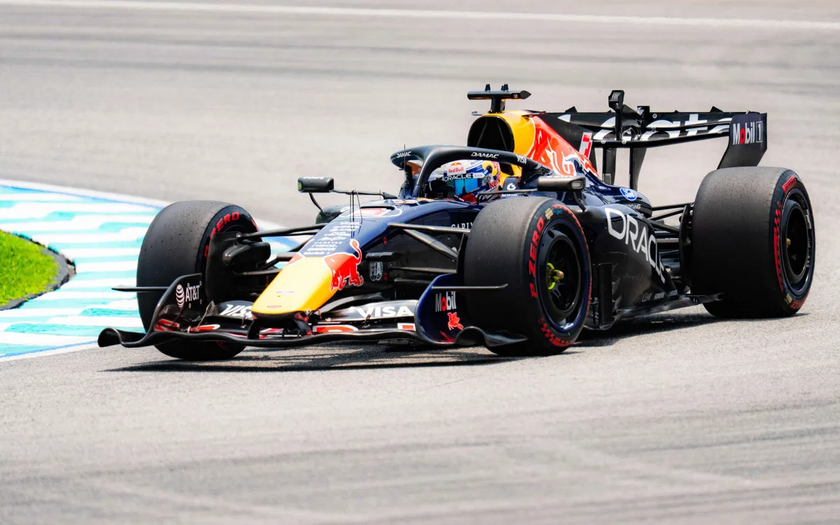 Max Verstappen sichert sich die Pole-Position für den Bahrain GP in Malaysia