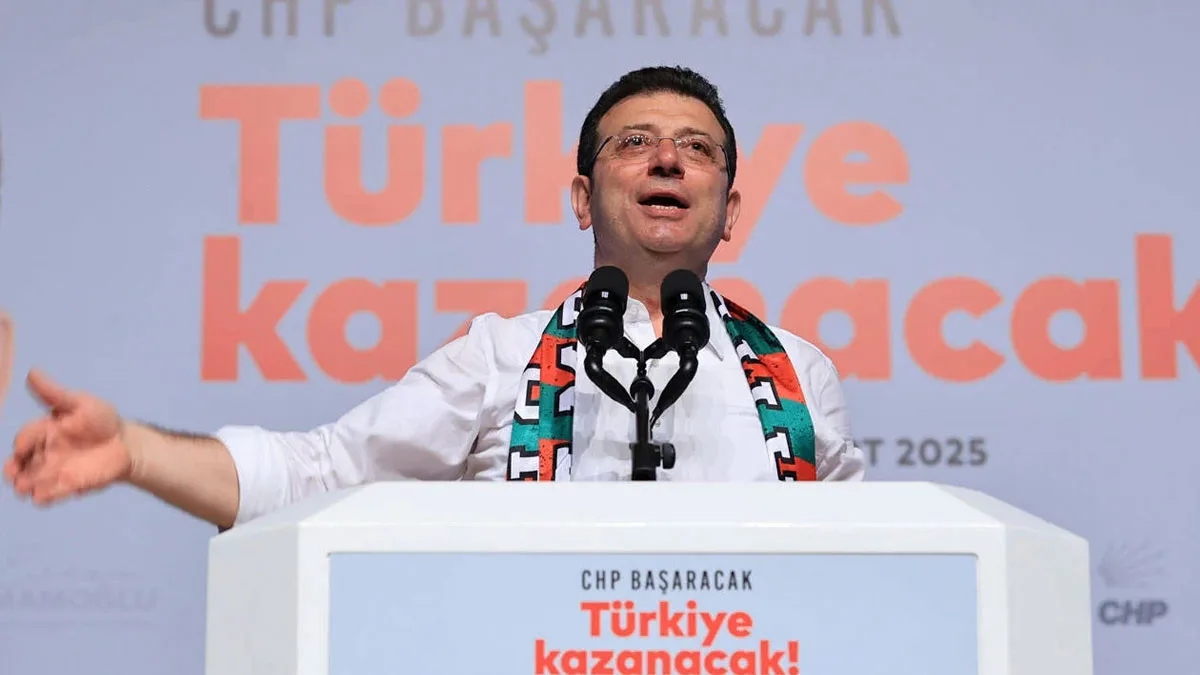 Le maire d'Istanbul Ekrem İmamoğlu appelle à des élections anticipées, citant l'échec du gouvernement
