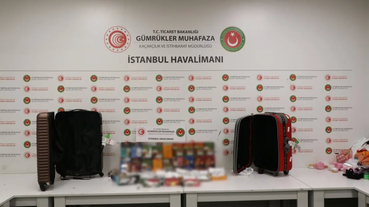 La dogana sequestra oltre 20 chilogrammi di metanfetamina all'aeroporto di Istanbul