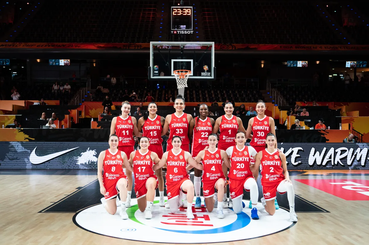 L'équipe nationale féminine turque de basketball rétrograde à la 17e place du classement mondial FIBA