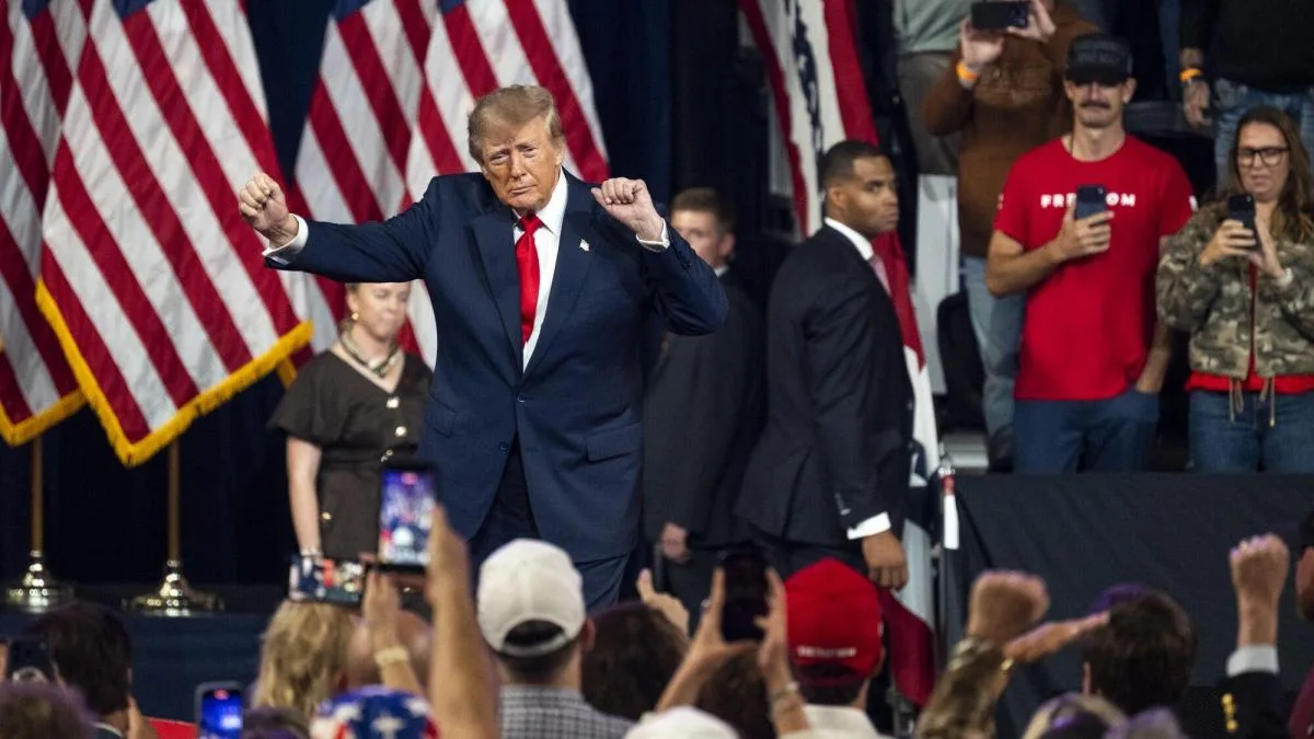 Trump plaisante sur le fait de donner son nom à l’Atlantique ou au Pacifique