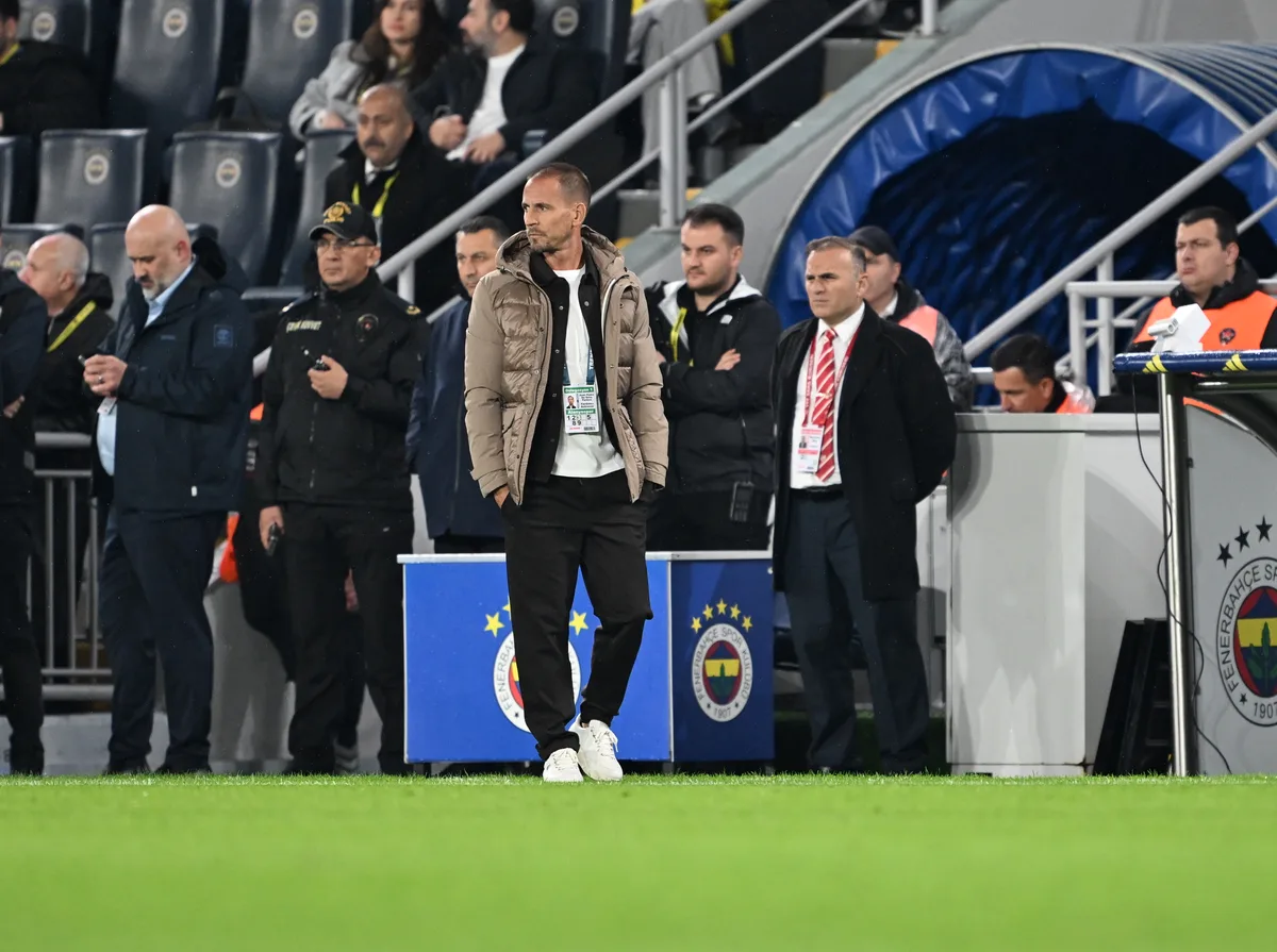 Joao Pereira, Fenerbahçe'ye 3-0 yenildikleri maçta Alanyaspor'un antrenmanda çalıştığı oyun kalıplarını bulmakta zorlandığını söyledi