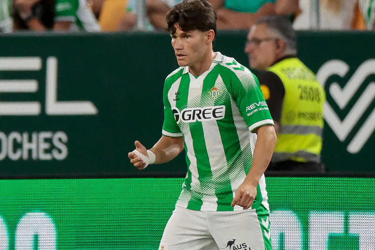 Fran García sostituisce Alejandro Grimaldo nella nazionale spagnola