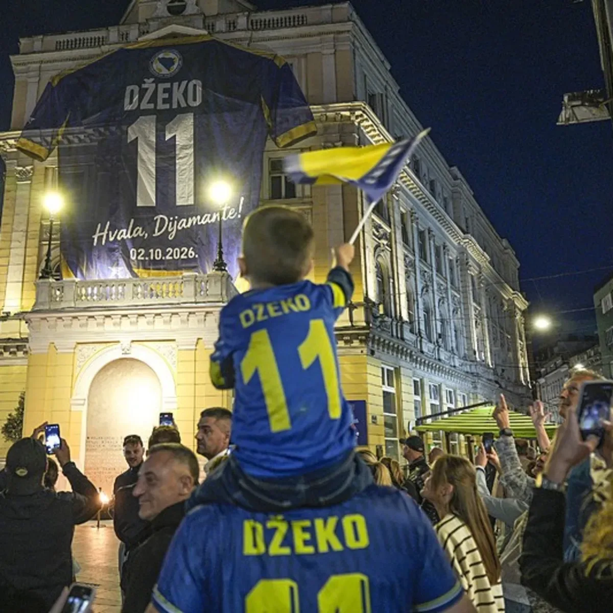 Bosnia y Herzegovina sirve 11 albóndigas en honor a Edin Džeko