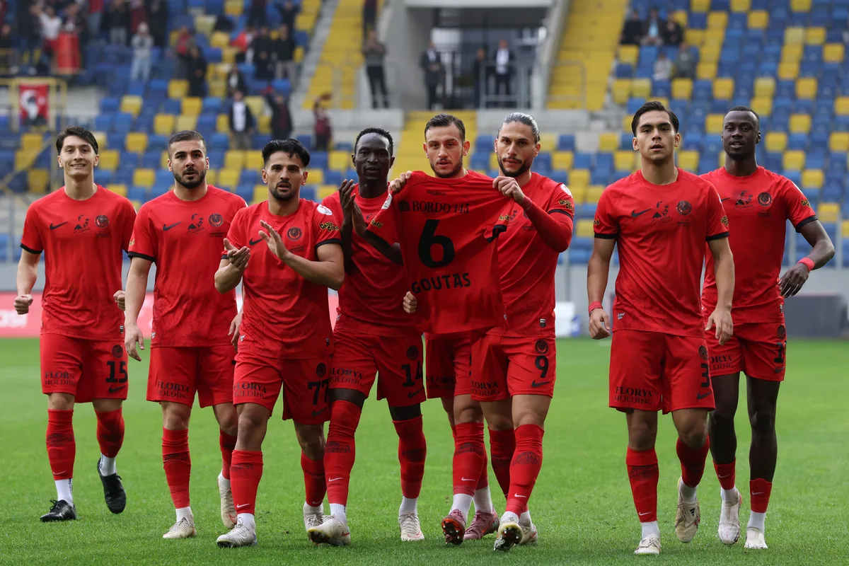 Gençlerbirliği verslaat Karaköprü Belediyespor met 5-0 en gaat door in de Turkse beker