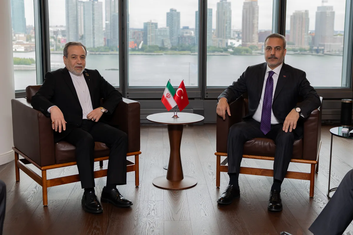 Il ministro degli Esteri turco Hakan Fidan incontra il suo omologo iraniano Abbas Arakchi a New York
