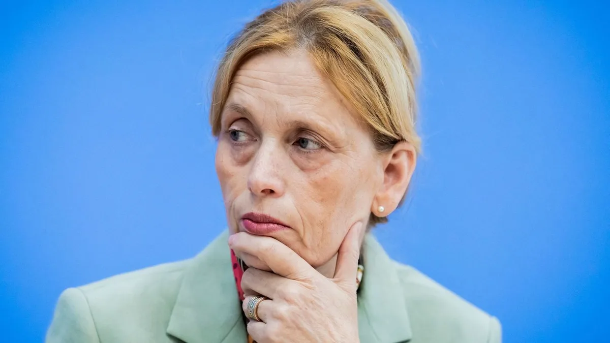 OECD Report Highlights Progress in Germany's Education System