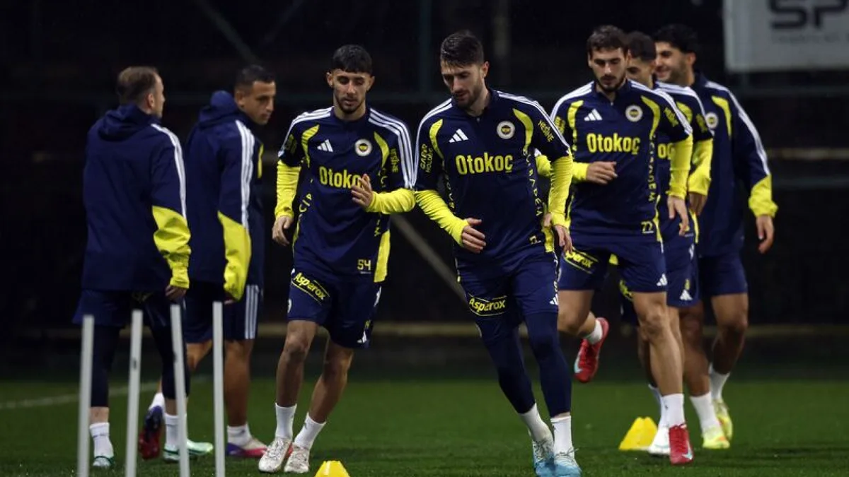 Il Fenerbahçe completa la preparazione per la partita di Süper Lig contro il Göztepe