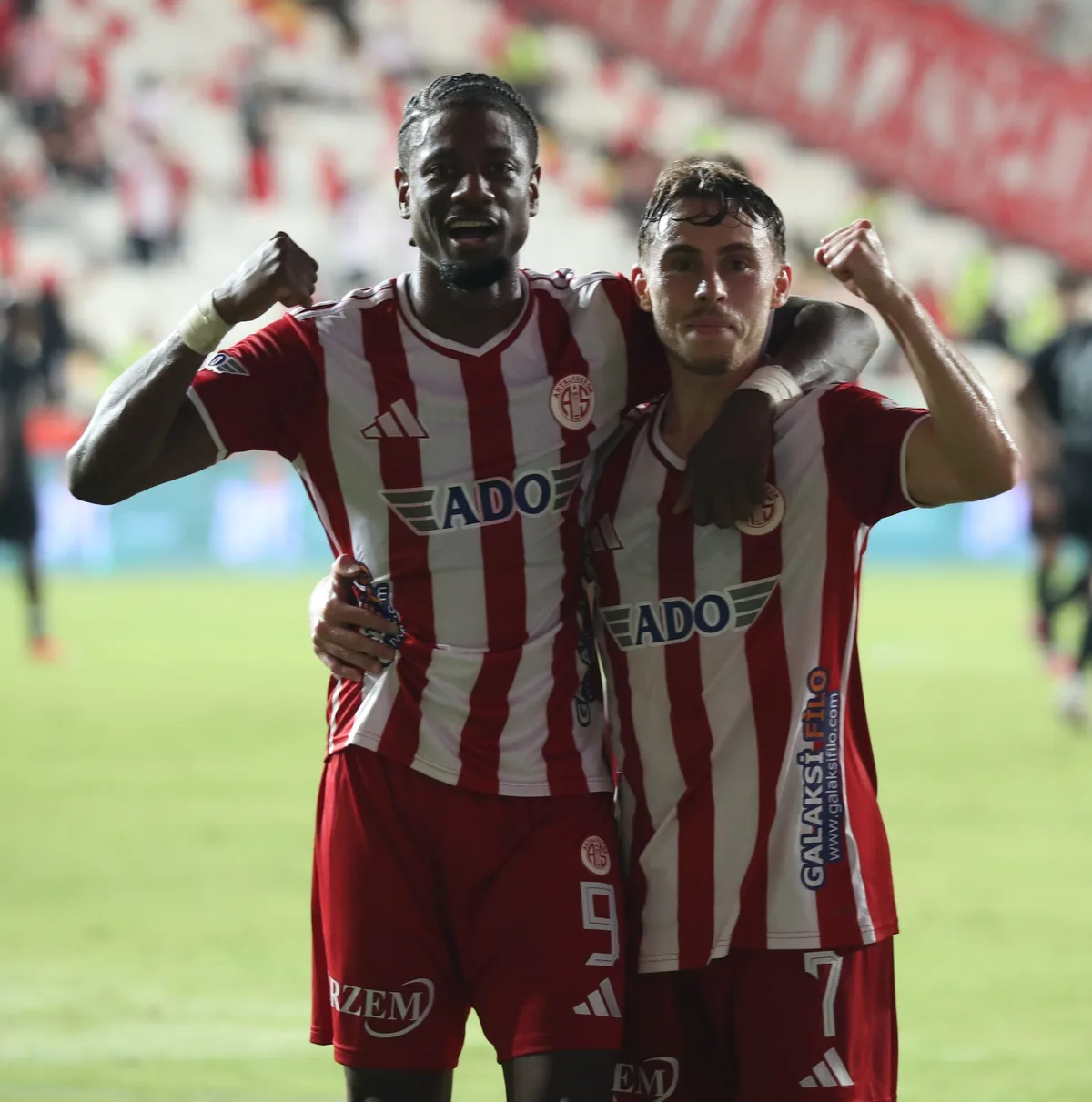 Antalyaspor Defeats Vanspor FK 3-0 in Trendyol 1. Lig Match