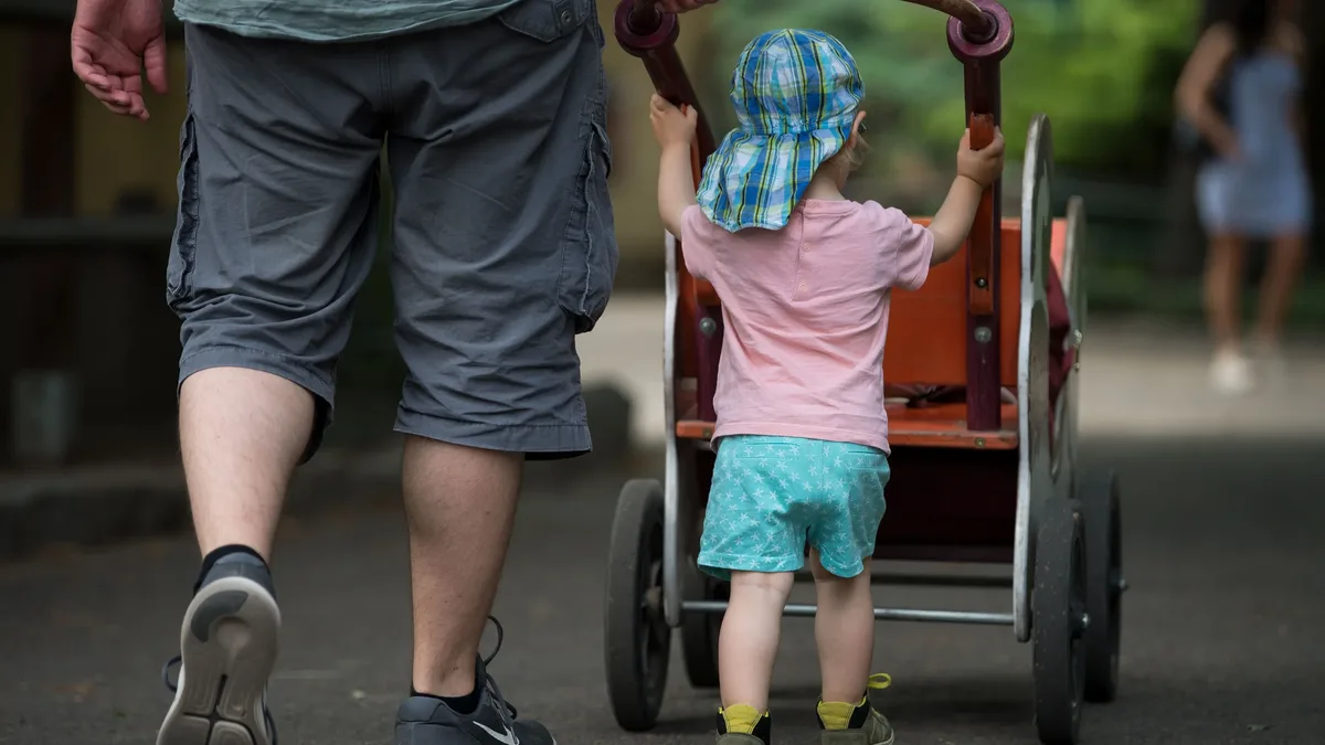 Germany Plans First Parental Benefit Increase Since 2007, Raising Minimum and Maximum Rates