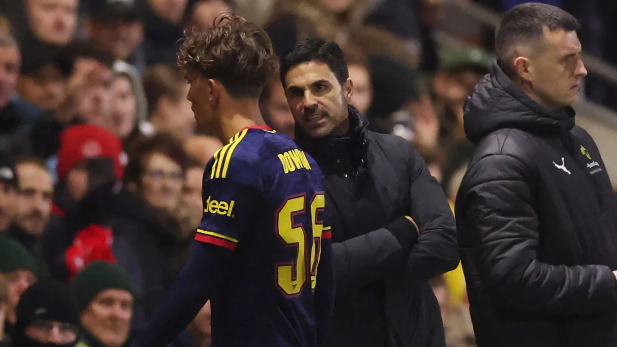 Mikel Arteta zegt dat Max Dowman zijn emoties moet beheersen na rode kaart bij Arsenal