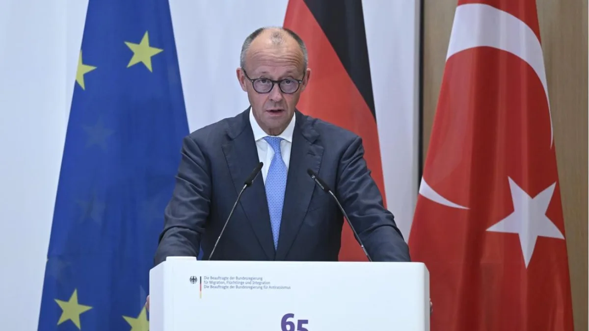 Merz elogia il contributo dei migranti turchi alla prosperità e alla cultura della Germania