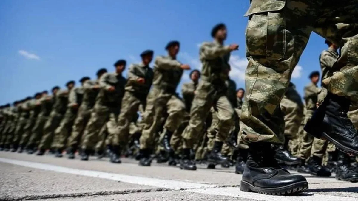 Türkei gibt Ergebnisse der militärischen Einteilung für den Einberufungszeitraum November 2026 bekannt