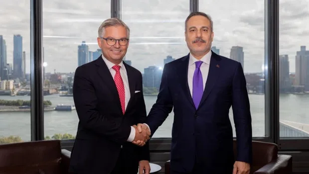 El ministro de Relaciones Exteriores turco Hakan Fidan se reúne con el comisionado de la UE Magnus Brunner en Nueva York
