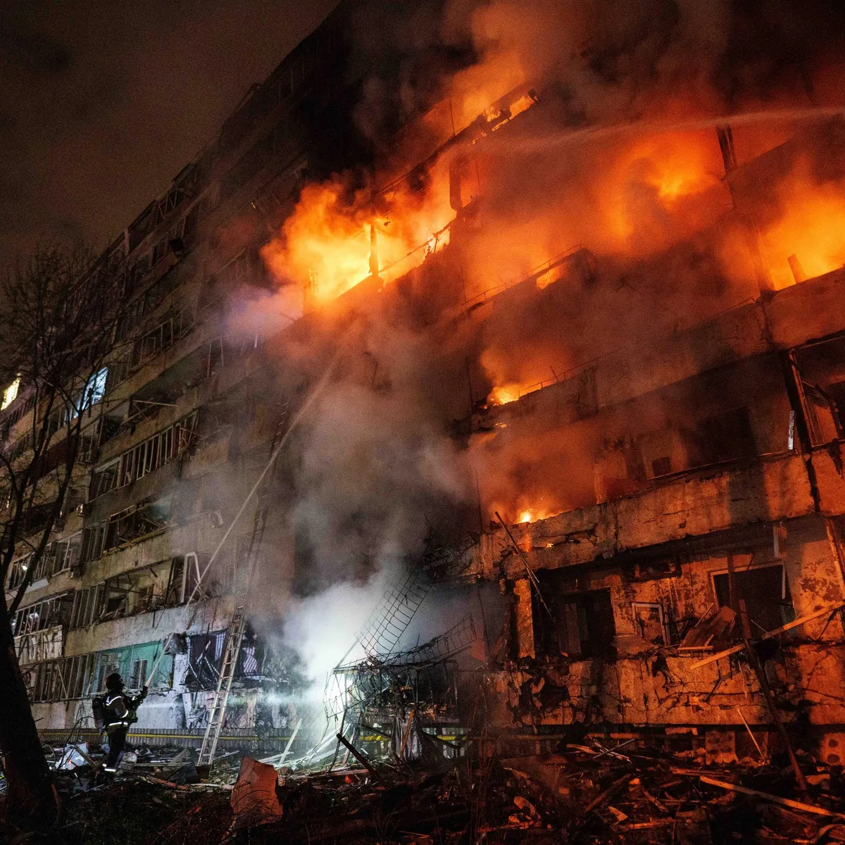 Russian Attacks Hit Ukraine’s Energy Infrastructure, Leaving Hundreds of Thousands Without Power