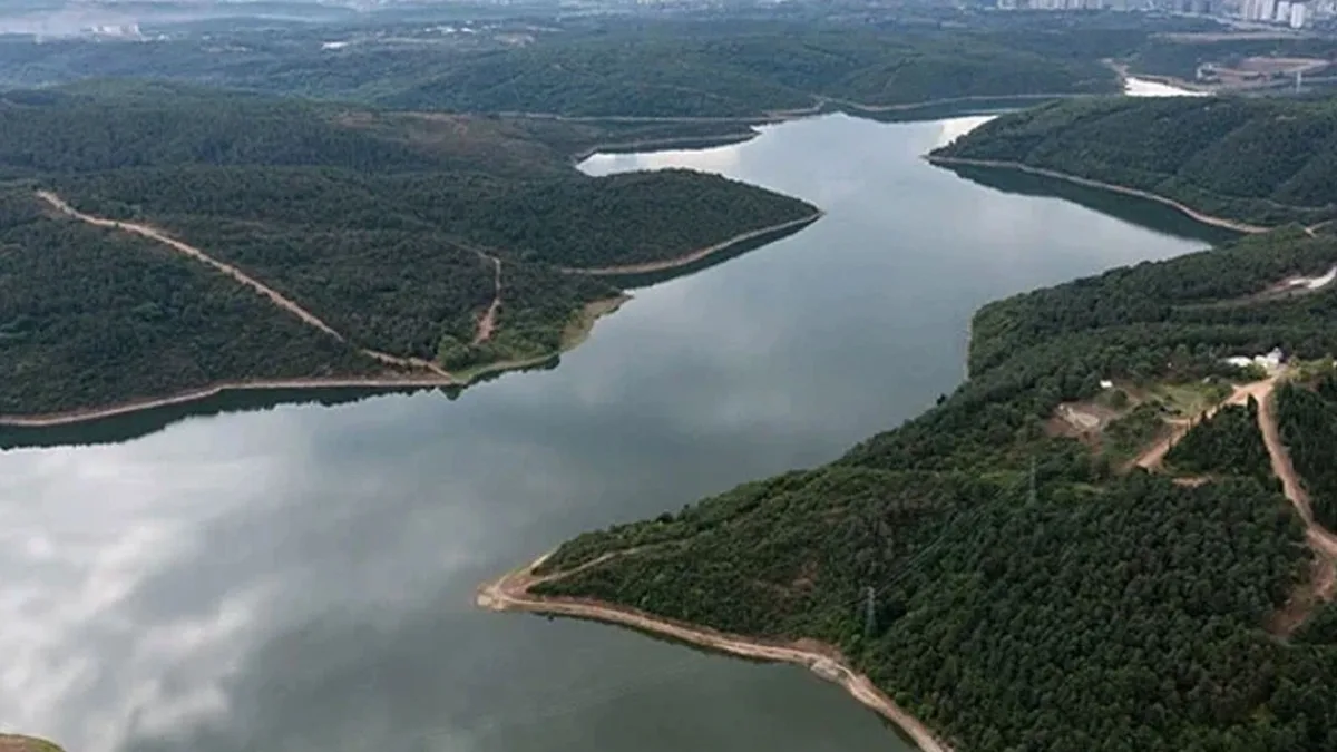 Istanbul appelle les habitants à éviter le ruisseau Alibeyköy pendant une évacuation contrôlée du barrage