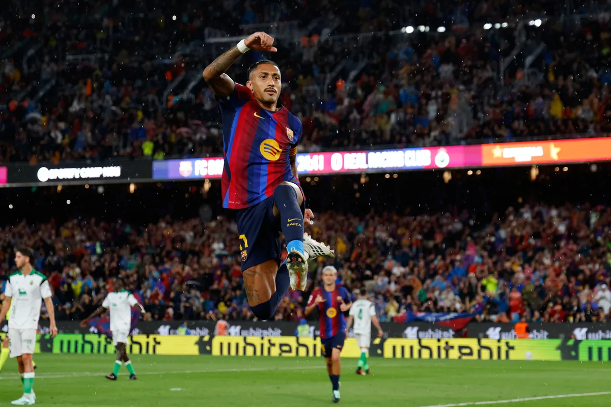 Raphinha, Marc Bernal e Xavi Espart prolungano i contratti con l'FC Barcelona