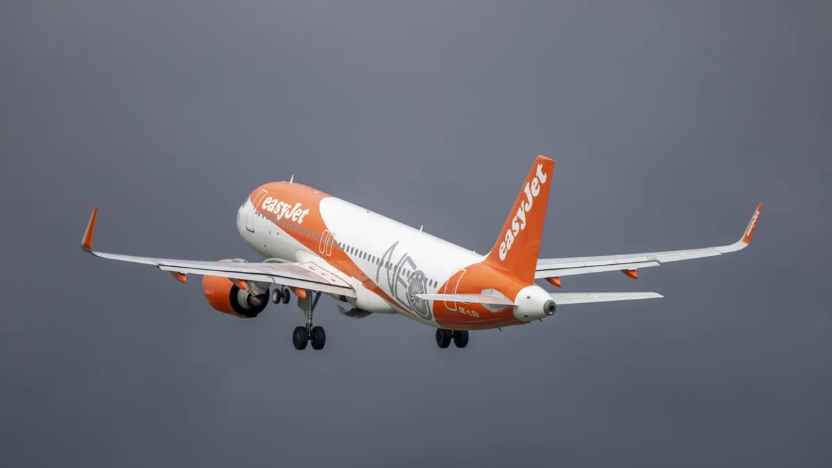 EasyJet laat bagage van passagiers in Napels achter op vlucht naar Berlijn door brandstoftekort