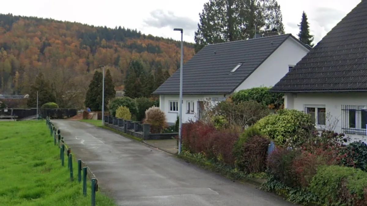 Vrouw en kind van één jaar gedood door achteruitrijdende vrachtwagen in Hausen im Wiesental
