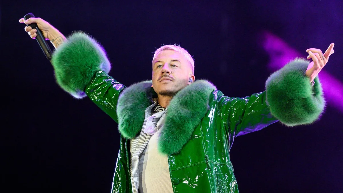 Macklemore Brings Free Palestine Tour to Paris with Aurora and Other Artists