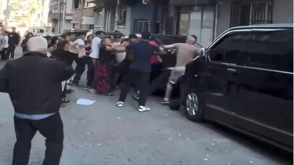 Detienen a una mujer tras apuñalar presuntamente a su expareja con un destornillador en Estambul