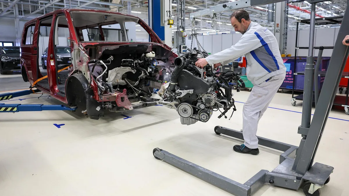 Volkswagen Launches End-of-Life Car Dismantling Line in Zwickau