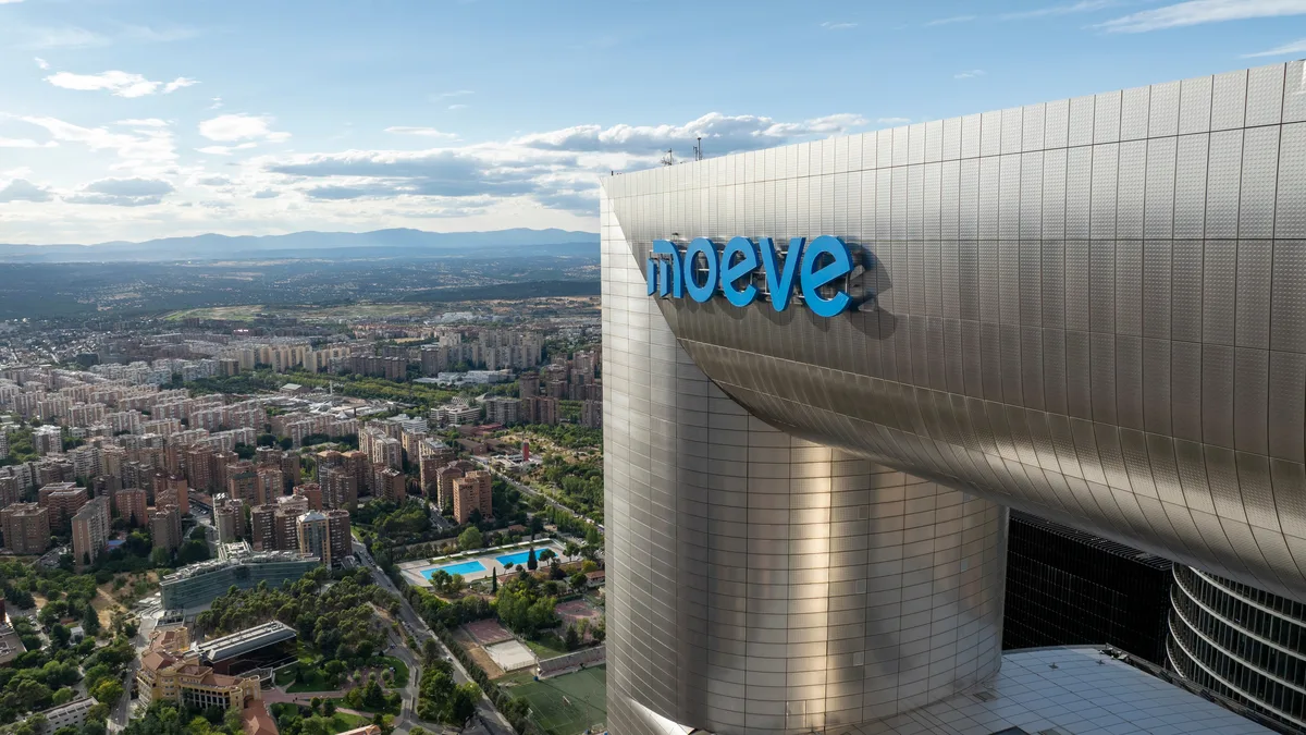 El beneficio ajustado de Moeve casi se triplica hasta los 1.134 millones de euros y la inversión alcanza un récord de 885 millones