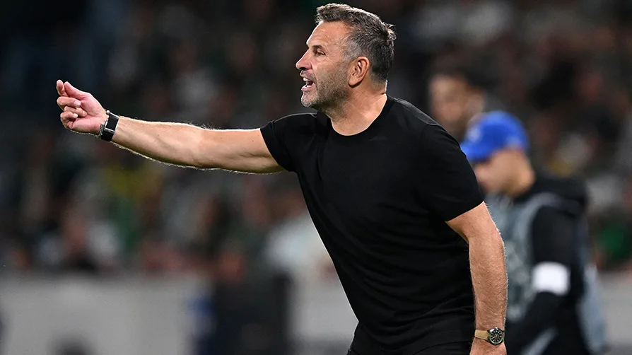Galatasaray President Dursun Özbek Affirms Support for Coach Okan Buruk After Loss