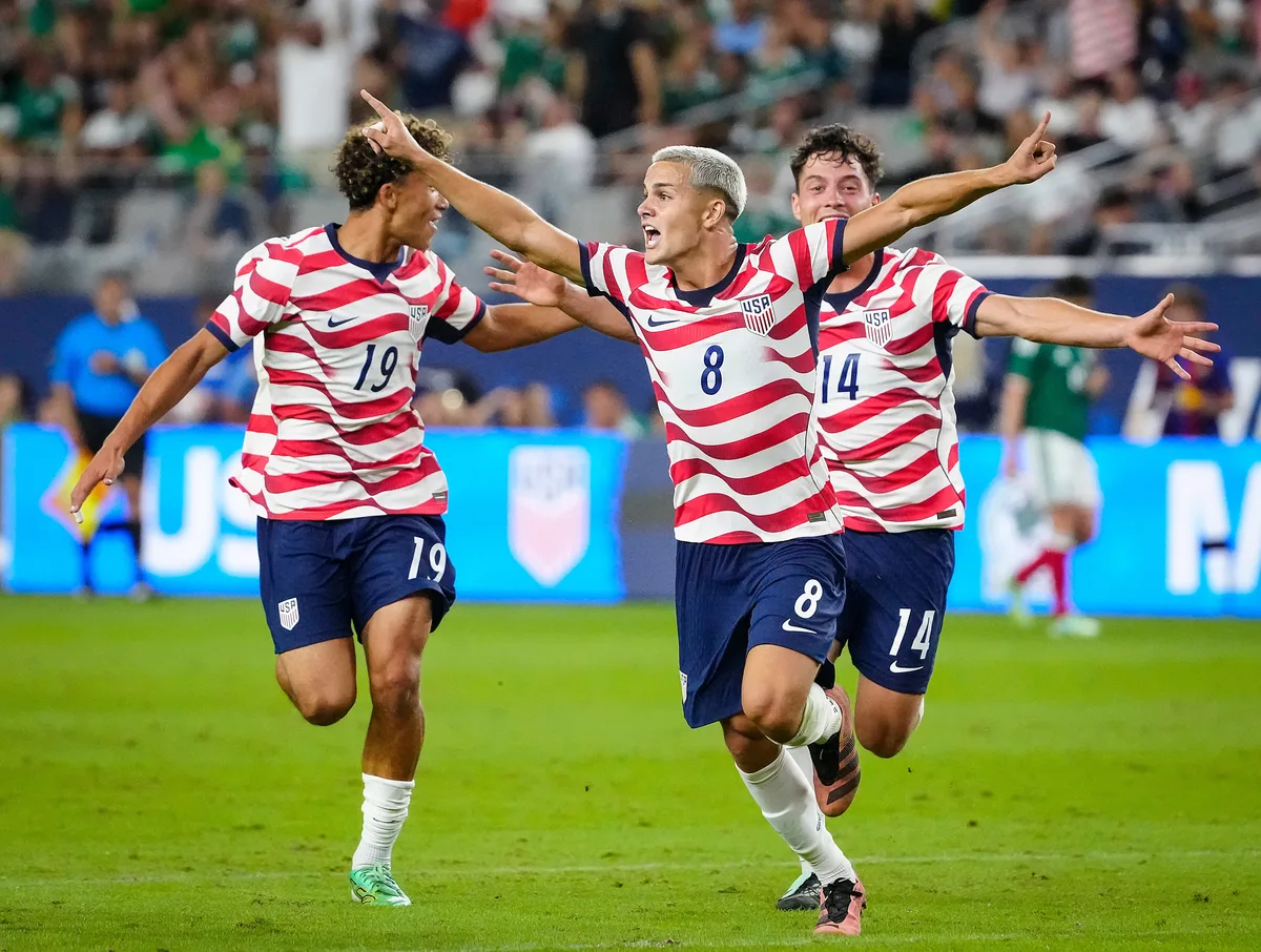 Cavan Sullivan Becomes Youngest USMNT Scorer in 3-0 Victory Over Mexico