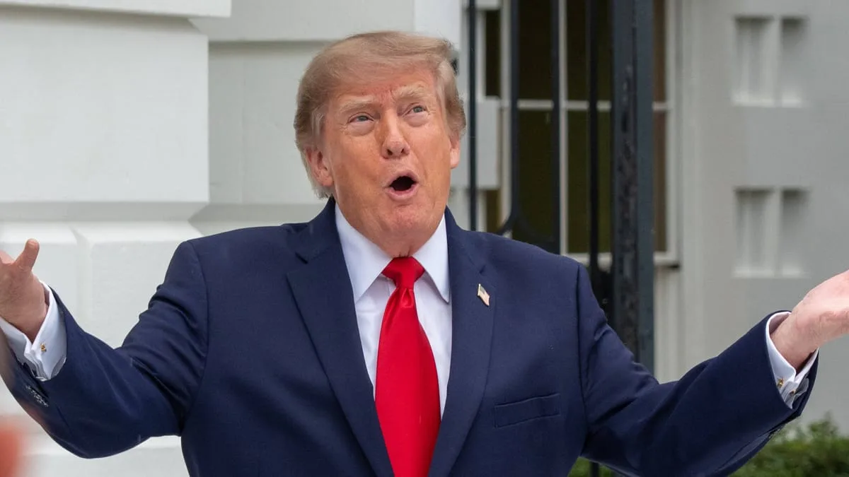 Donald Trump's Approval Ratings Hit Record Low Ahead of Midterms