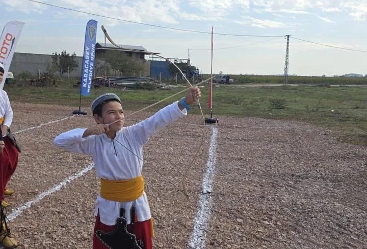 Traditional Turkish Archery Championship Begins in Karacabey