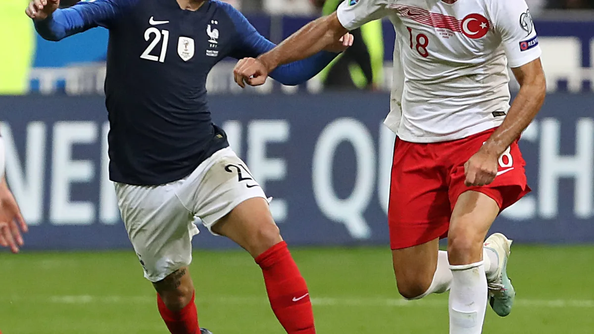 Türkei empfängt Frankreich im UEFA Nations League A Gruppenspiel