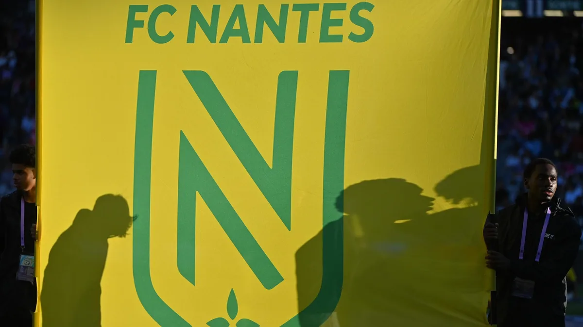 Vereinbarung über den Verkauf von FC Nantes unter der Leitung von Paulo Tavares