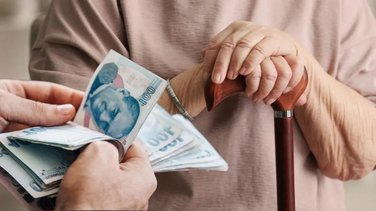 Turkije verwacht in januari pensioenverhogingen van 10,09% en salarisverhogingen voor ambtenaren van 8,03%