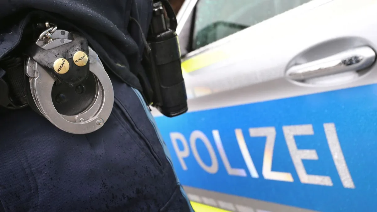 La polizia di Berlino arresta un 52enne dopo minacce alla moglie e ai figli