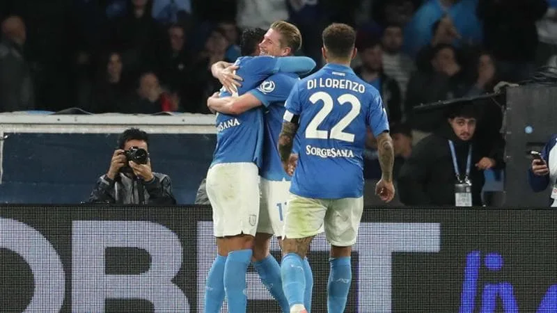 De Bruyne Scores Twice as Napoli Beat Frosinone 3-0