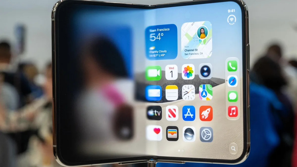 Test de l’Apple iPhone Duo : un premier smartphone pliable convaincant, malgré des lacunes logicielles et applicatives