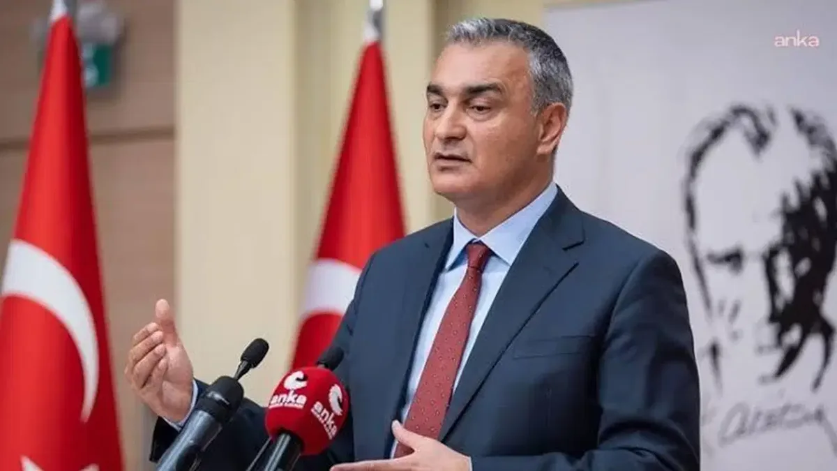 Le CHP désigne ses candidats aux postes de maires adjoints de Mezitli et Yenişehir ; Selağzı remporte le vote à Mezitli