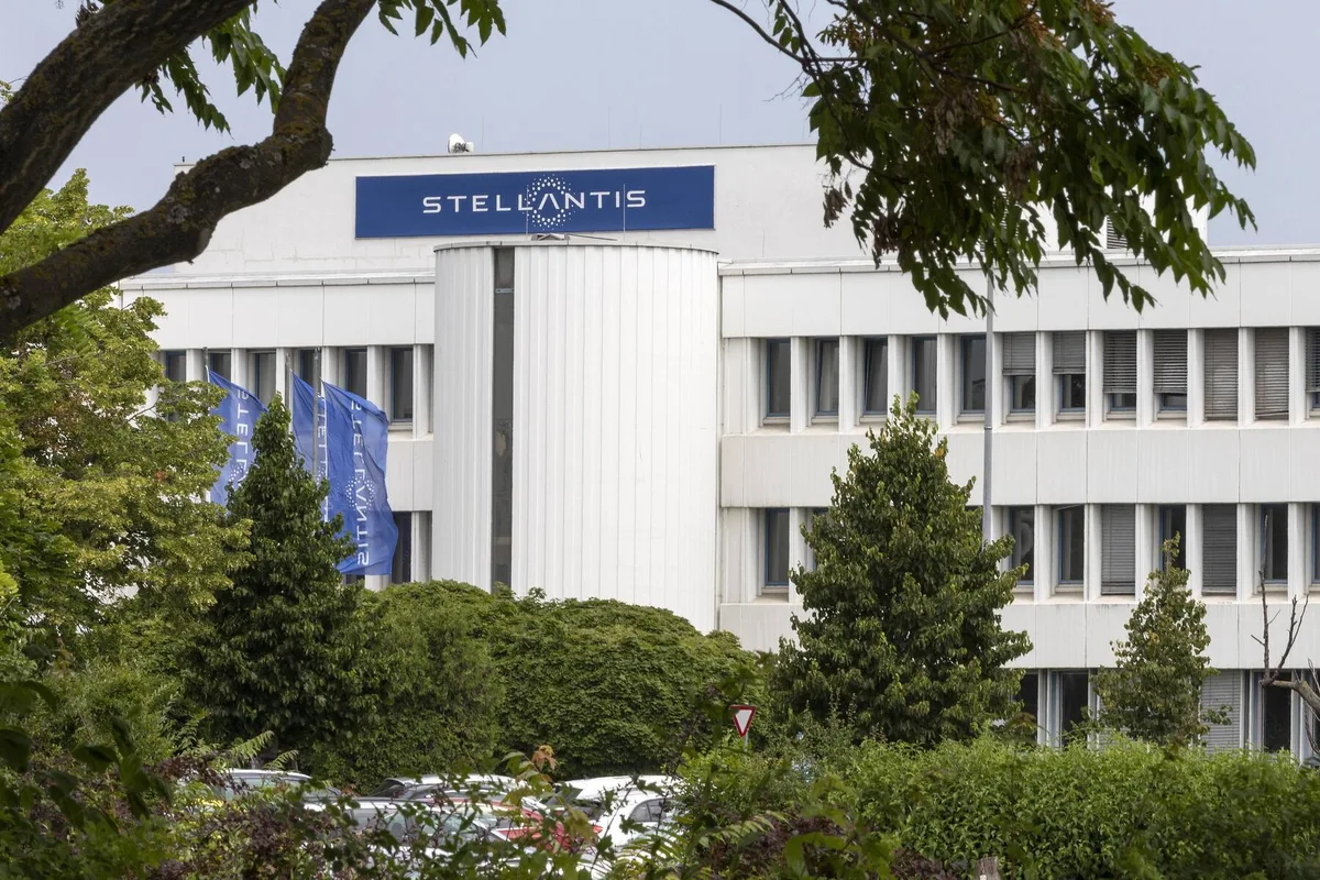 Stellantis meldt verlies van 453 miljoen euro in derde kwartaal na winstgevend eerste halfjaar