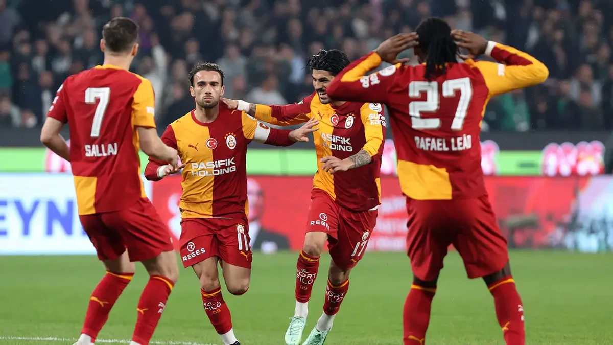 Galatasaray verslaat Konyaspor met 4-0 en verstevigt koppositie in Süper Lig
